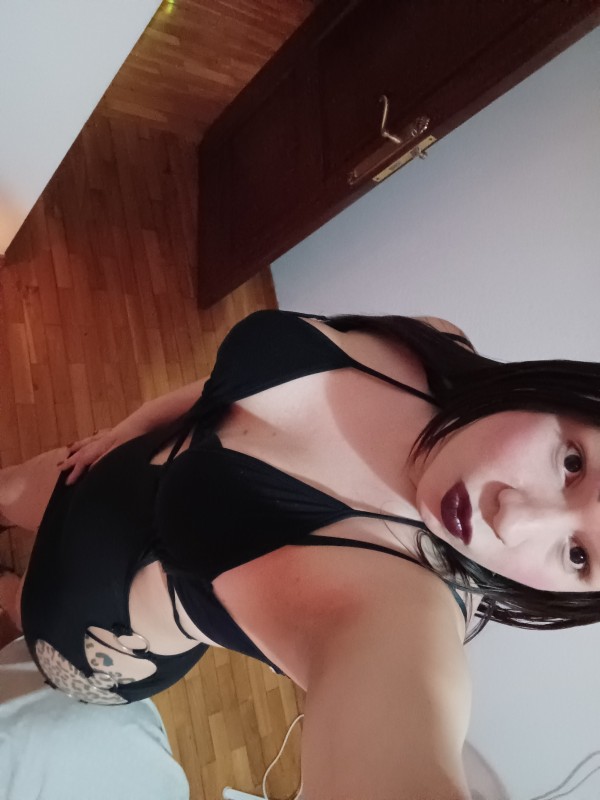 Devora soy tu chica trans latina venezolana