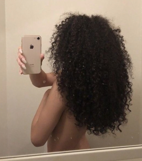 Amelia, Gallega. SOLO SALIDAS