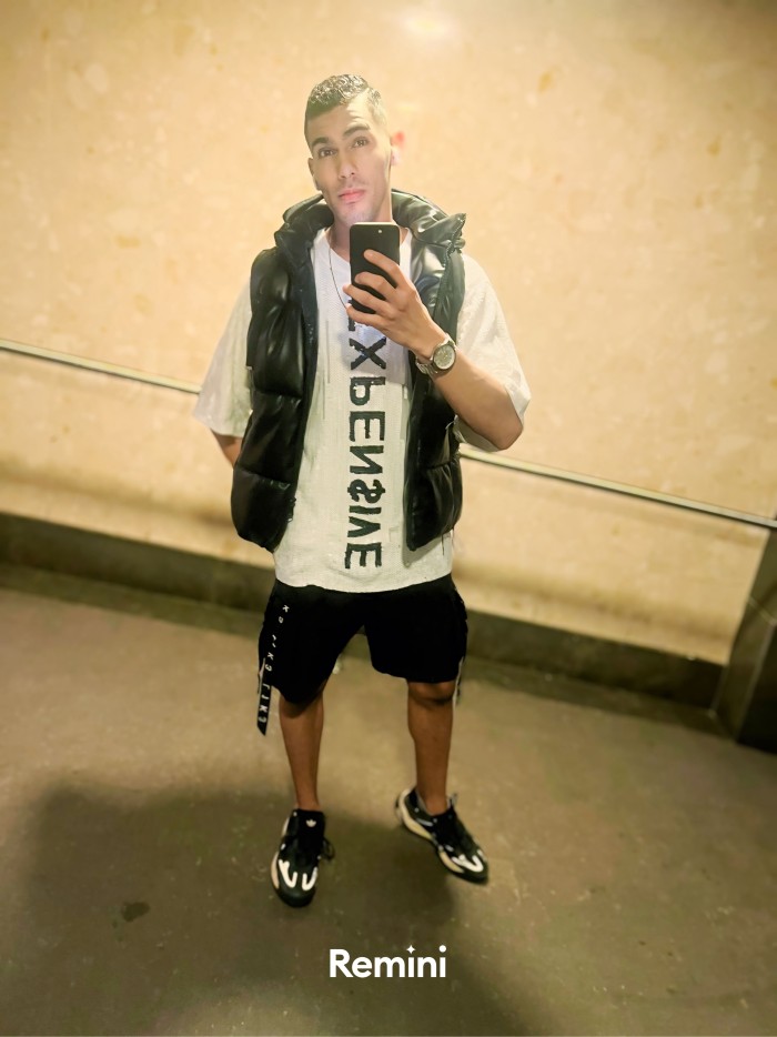 latinopollon20cmAct