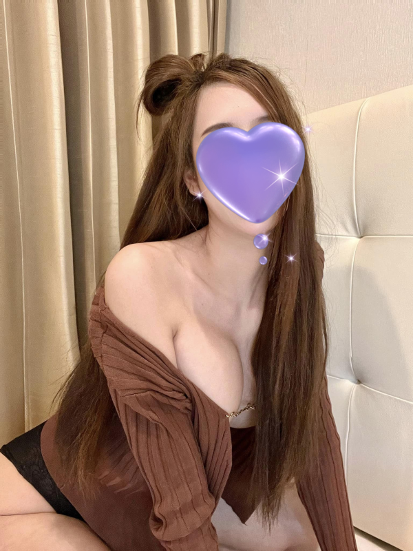 JOVENCITAS ASIATICAS CARIÑOSAS GUAPAS Y SALIDAS 24H