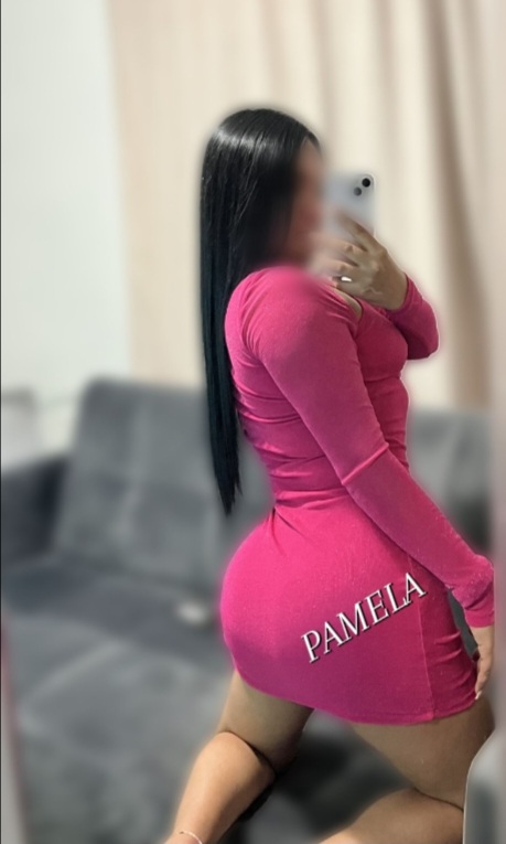 UNA MORENA FINA , FIESTERA , ANAL , TRATO DE NOVIOS ,FRANCES NATURAL.