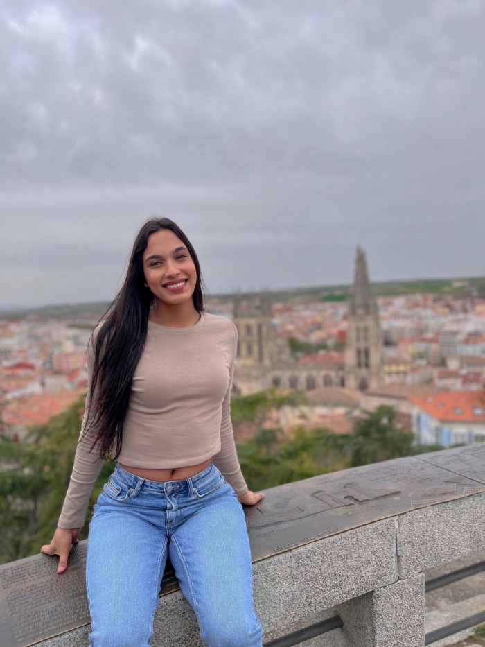 Soy Manuela 24 años
