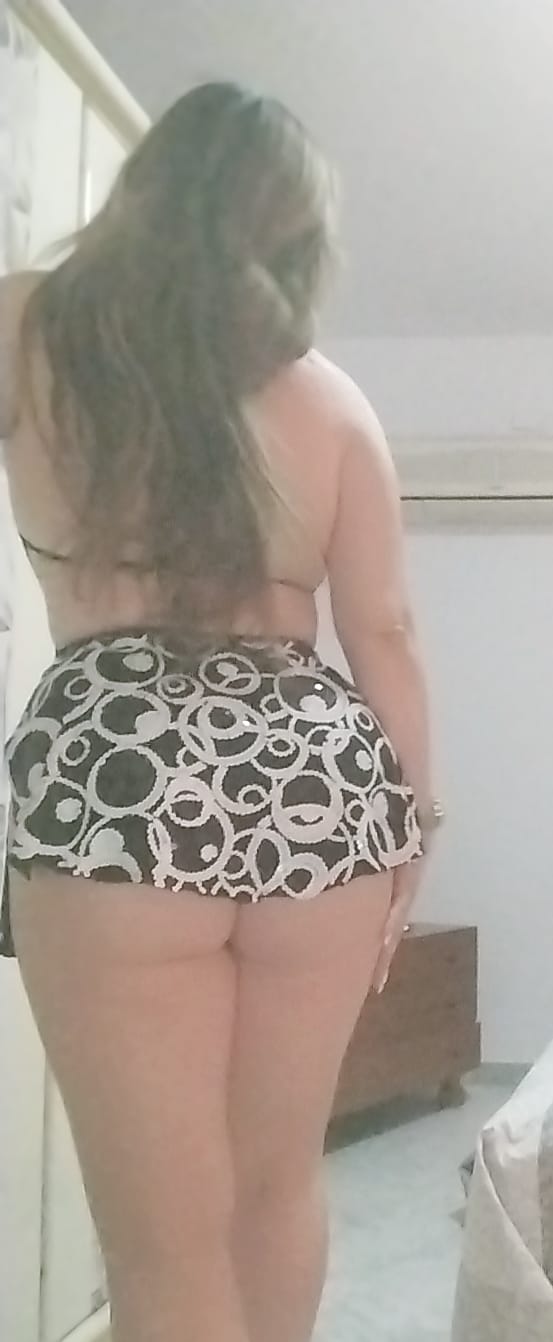 Elegante y sexy monica fiestera Bormujos tomares