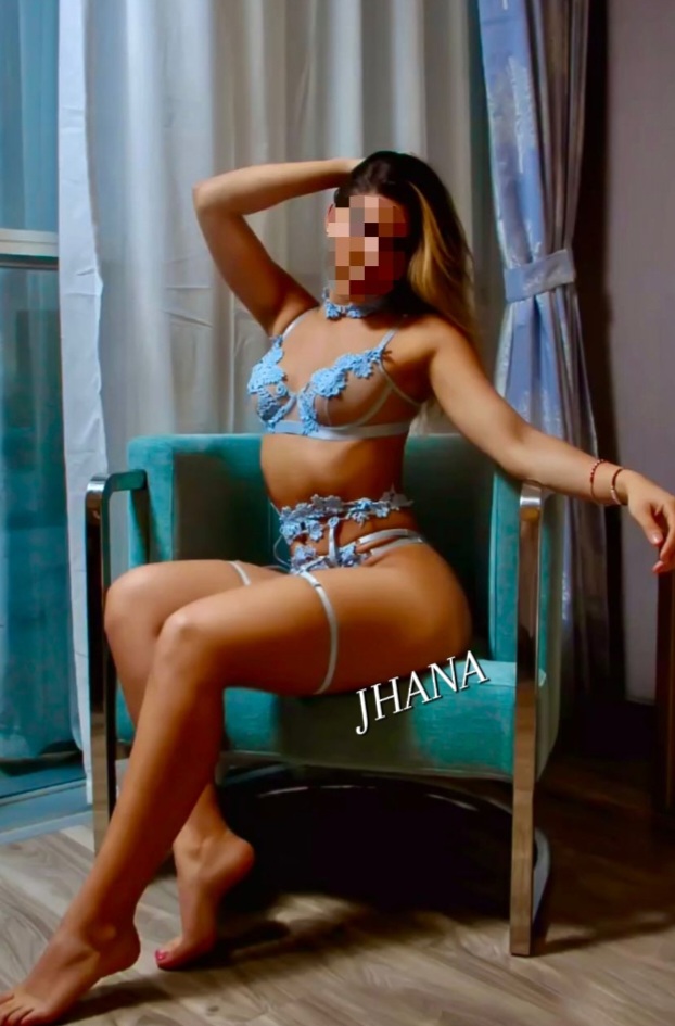 QUE ESPECTACULO , UNA RUBIA COMPLETA EN LA CAMA! 603551783.