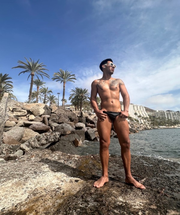 ANDY MORENO LATINO Xl