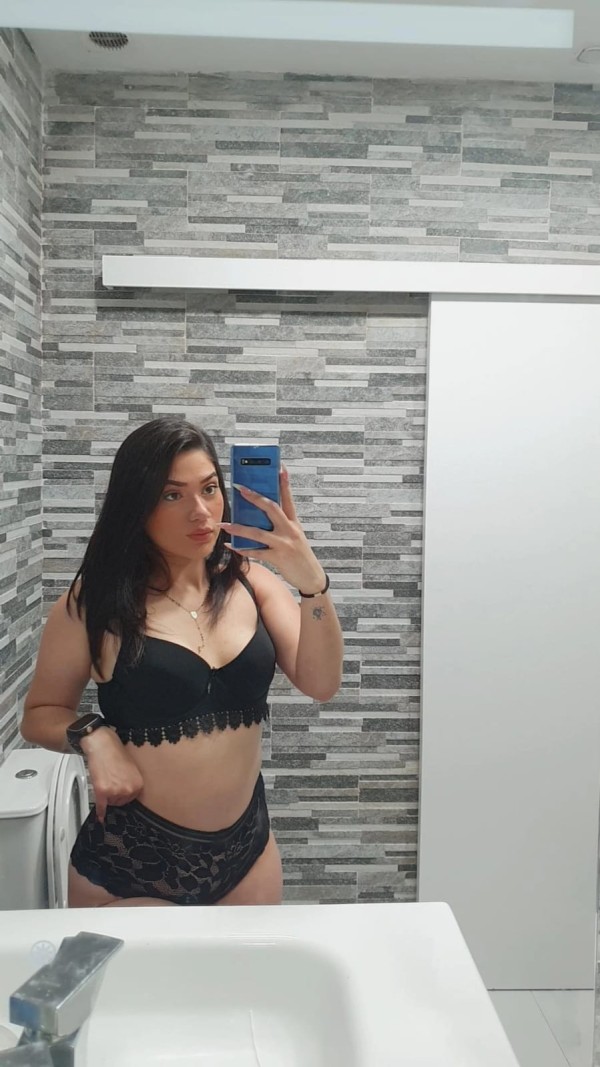 Encantadora escort, todos los servicios