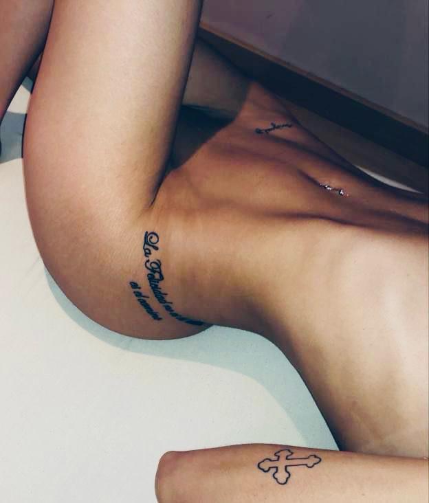 JOVENCITA COLOMBIANA CON GANAS DE CABALGARTE