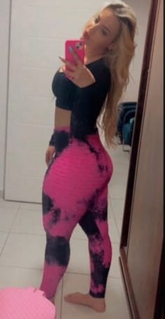 Rubia despampanante sexy atrevida completa fiester