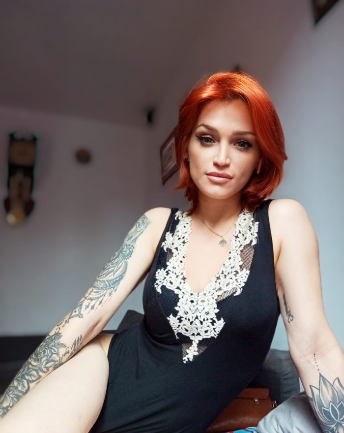 Siempre cachonda y con mucho esperma.