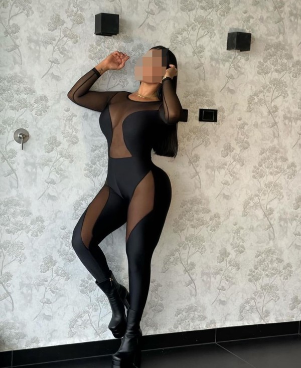 NICOL escort de lujo últimos días en Benidorm!!