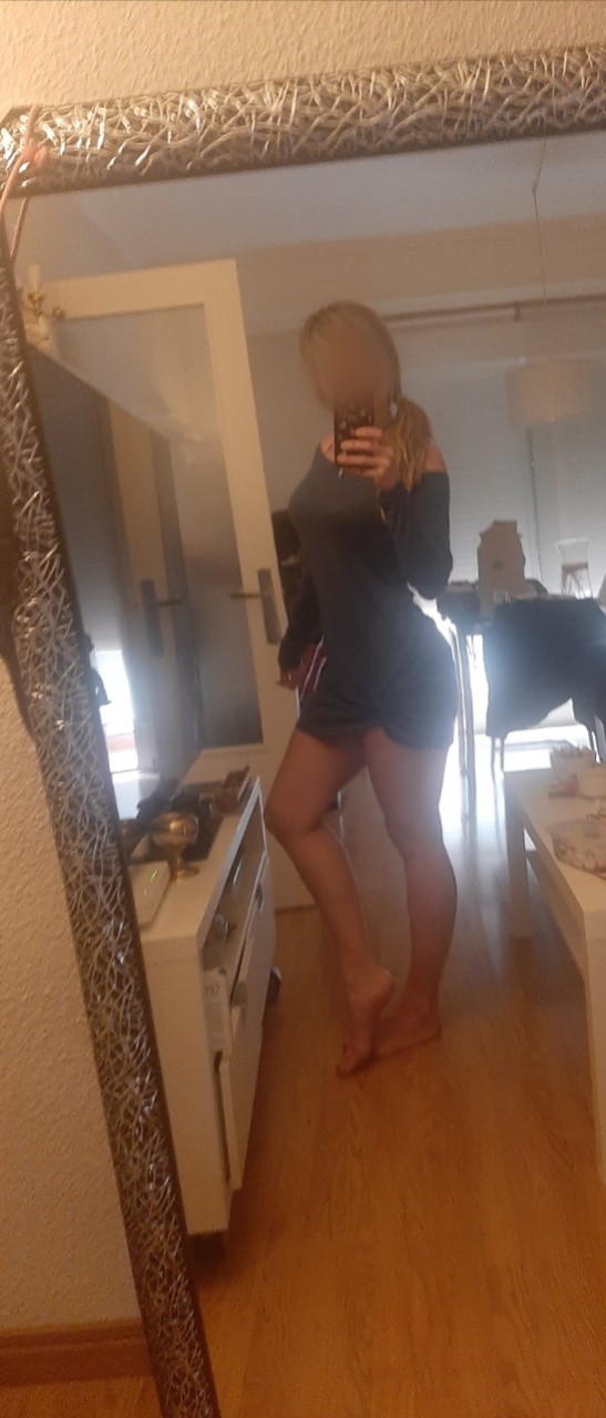 Española en ELDA masajes   y más