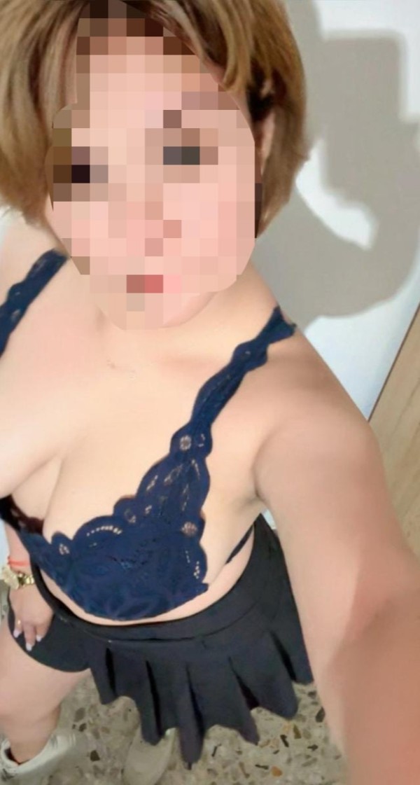 Sara  25  años, DELICADA, DULCE y DIVERTIDA