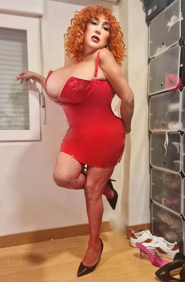 SUPER NOVEDAD MADURITA TETAS GIGANTES