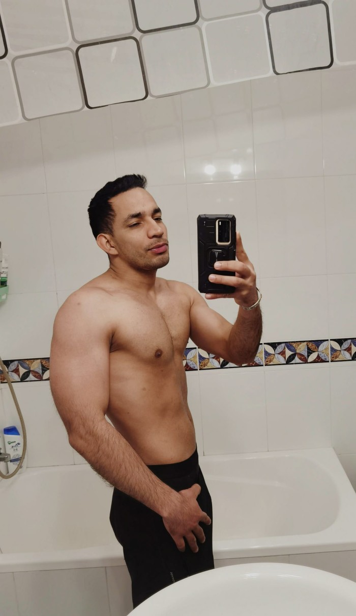 masajista, extrovertido,