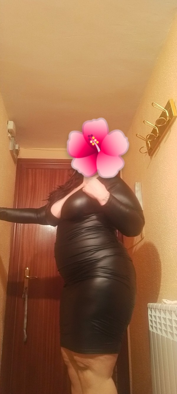 Chica Curvy