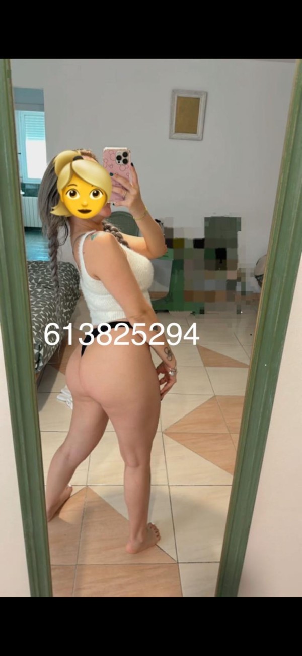 Hola soy veronica una jovencita Estudiante un poquito traviesa