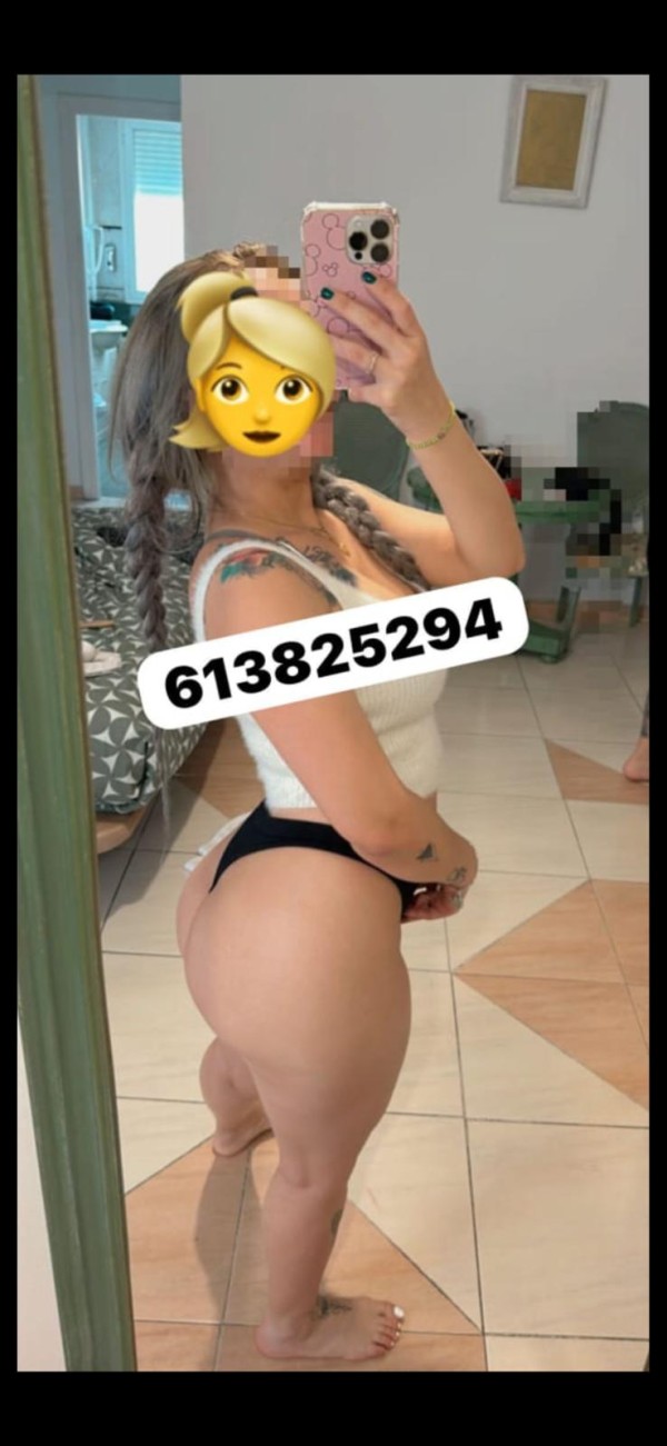 Hola soy veronica una jovencita Estudiante un poquito traviesa