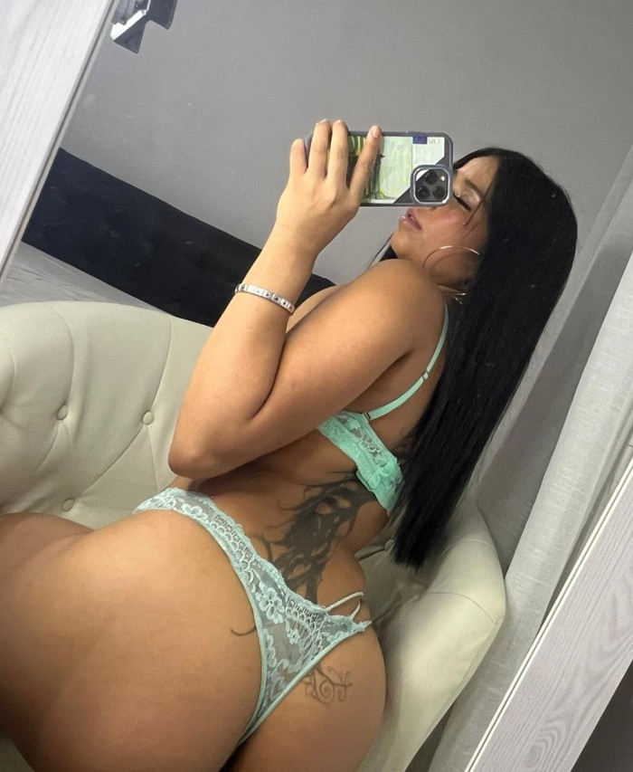 TENGO LA EDAD PERFECTA PARA DARTE LO MEJOR DE MI
