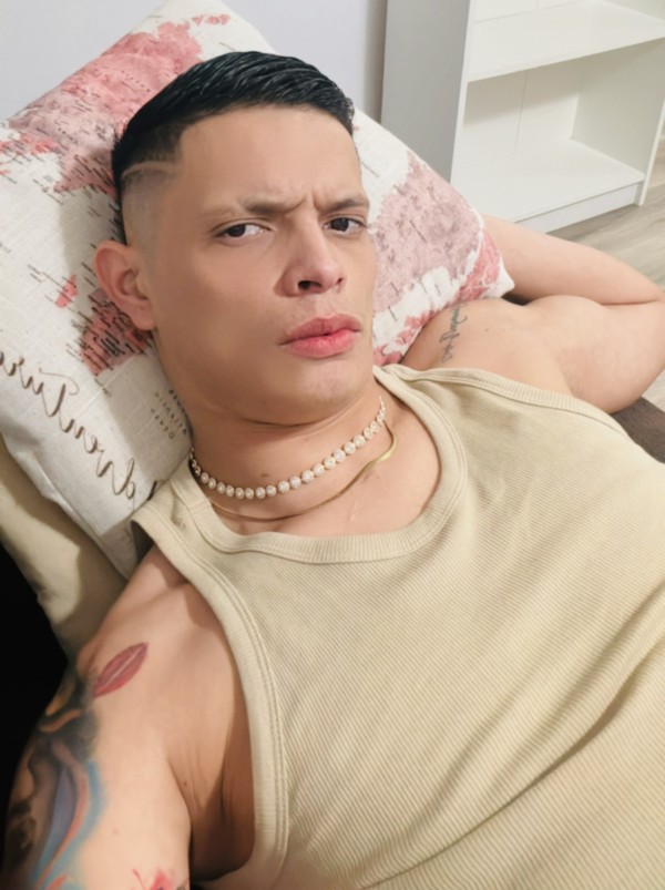 SANTANDER CENTRO LLEGA MODELO BIXESUAL Y ACTOR PORNO PROFESIONAL CENTRO