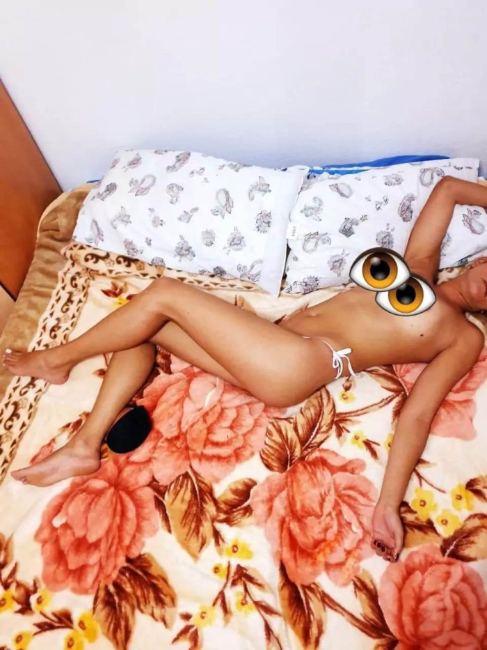 Jovencita Guapa, Morbosa, Caliente e Implicada para Hacerlo Todo
