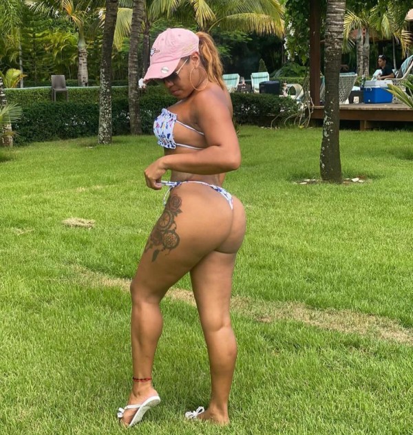 Fiestera y juguetona