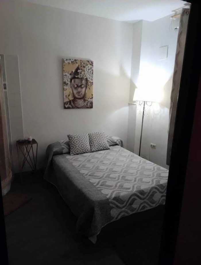 ALQUILER DE HABITACION POR SEMANAS Y HORAS