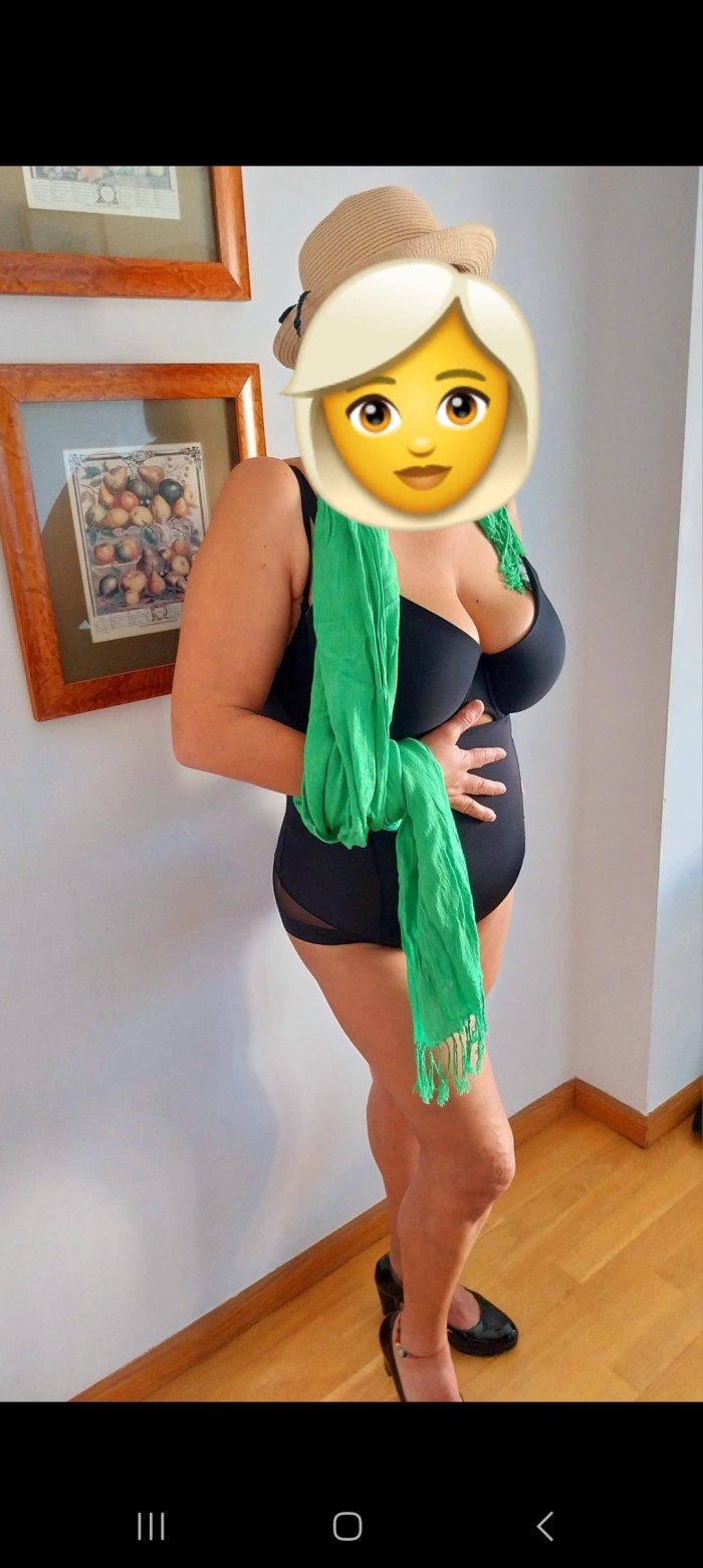 Madurita, discreta, ven a mi piso, latina madura