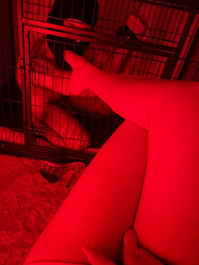 Me gusta tener hombres brillantes a mis Pies