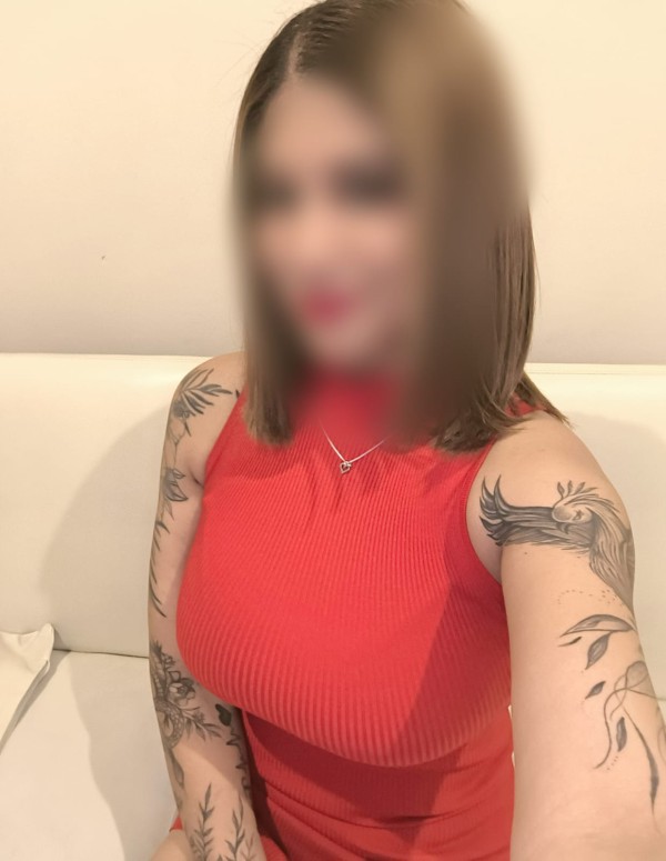 CHICA MUY TRATABLE Y DESCOMPLICADA