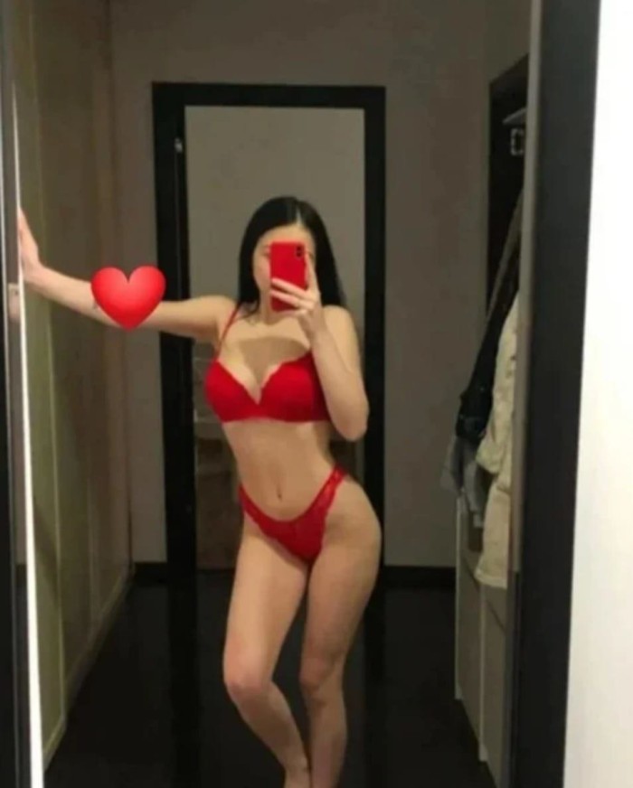 Alina DE NUEVO EN BENIDORM MUY DULCE LLAMAME