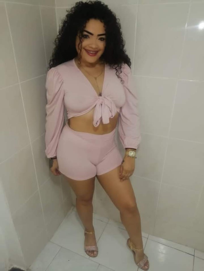 DISPONIBLE PARA TI LA MAS COQUETA