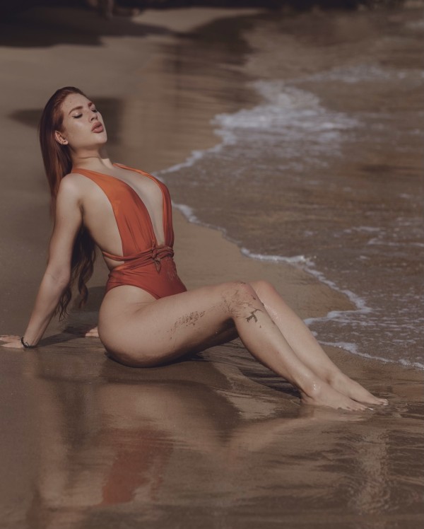 Sexy pelirroja particular 24/7 fiesta