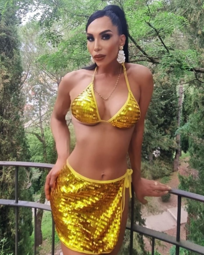 Modelo V.I.P Internacional en VILAFRANCA DEL PENEDÉS Luisana