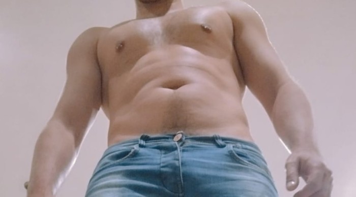 VERSÁTIL MASCULINO LECHERO