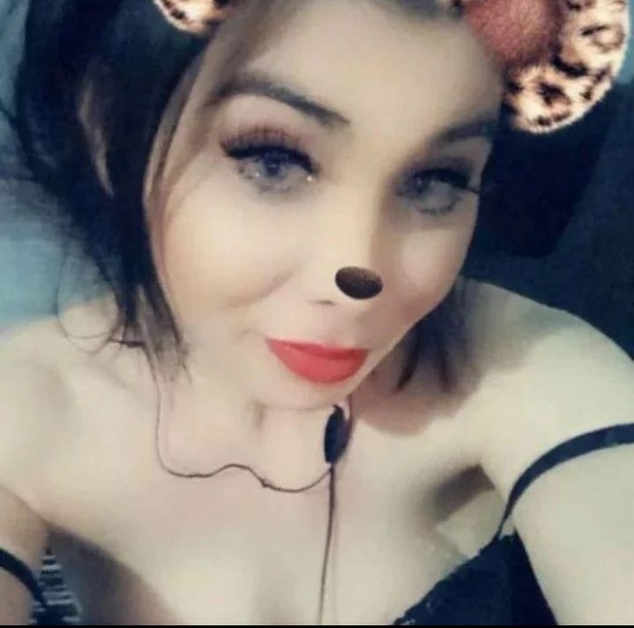TRANS LATINA NOVATA RECIÉN LLEGADA