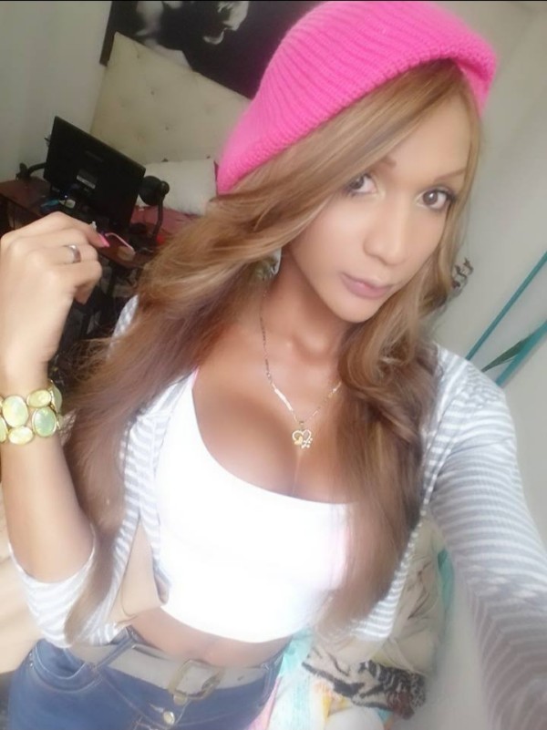 Colombiana lechera, polla LA LAGUNA TENERIFE