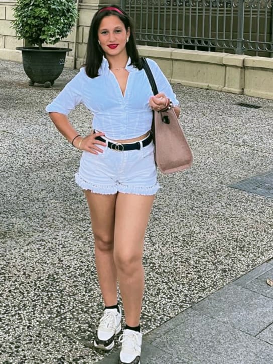 NOVEDAD TORREVIEJA MALAGUEÑA LĹENA DE MOMENTOS DIVERTIDOS