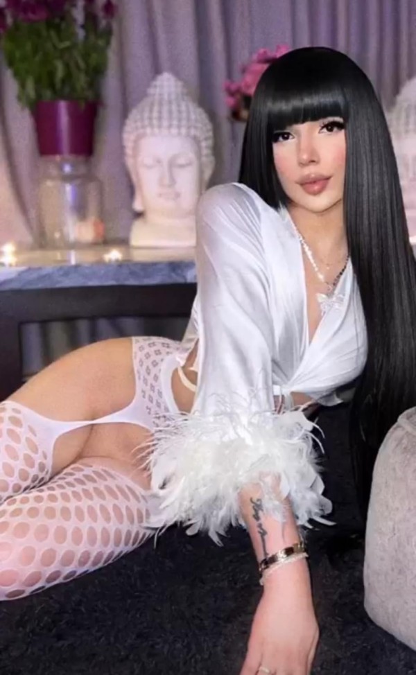 Barbie colombiana top trans