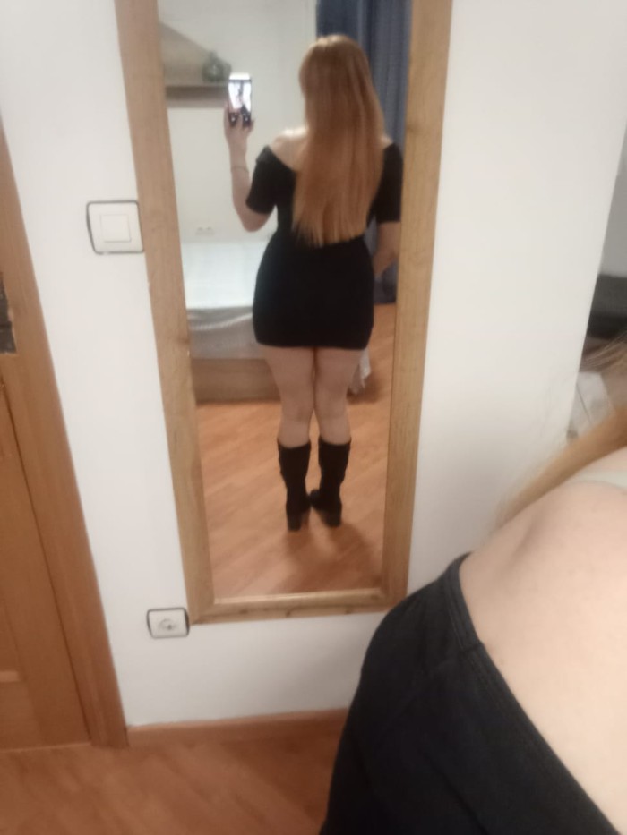 PRECIOSA JOVENCITA LATINA, AMOROSA Y JOGUETONA