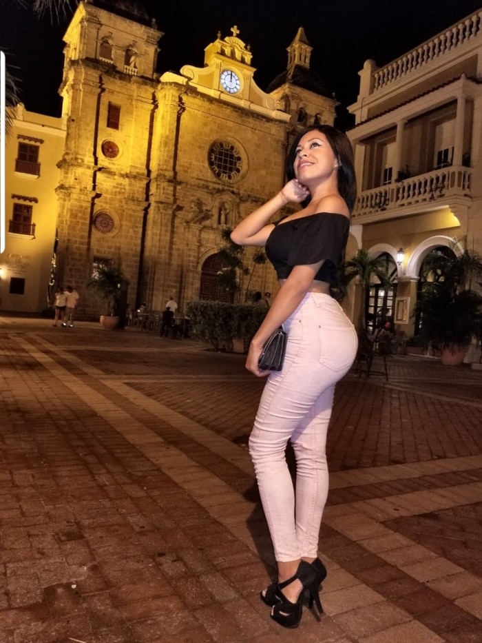 Explosiva latina modelo web! Novedad