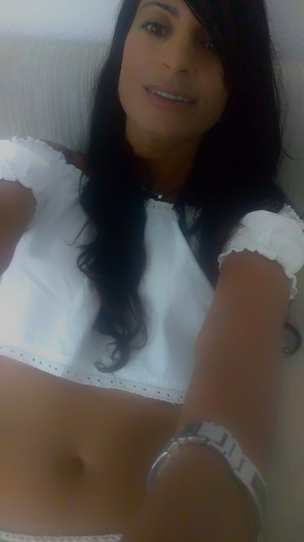 MÓNICA, UNA JOYA RARA Y DIFERENTE