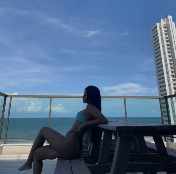 Camila hermosa piel canela