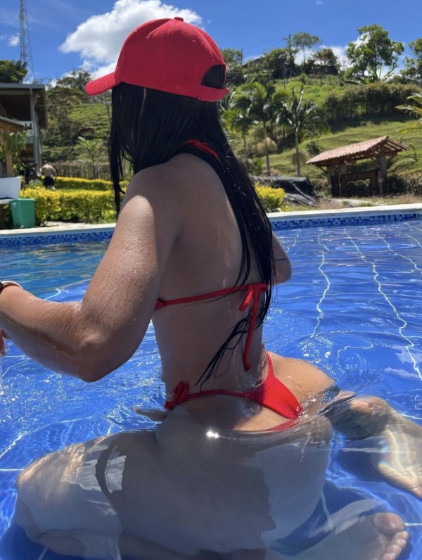 Camila hermosa piel canela