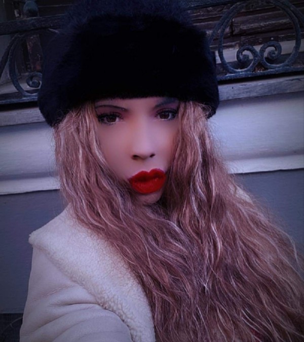 NUEVA EN MADRID VIVO SOLA – VICIOSA Y MORBOSA