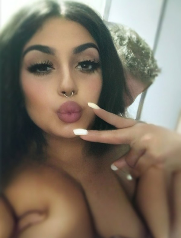 Nueva Chica TRANS . Dame tu leche en mi bocita