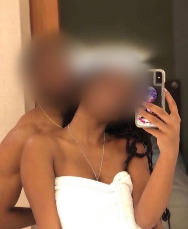 Pareja de novios viciosos y calientes