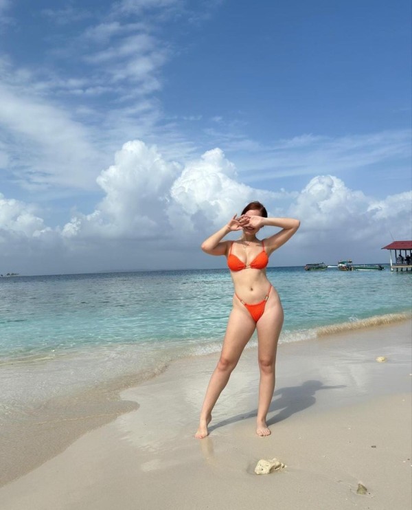 2 CHICAS ARDIENTES Y CAÑERAS DE alcudia 624402103