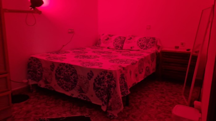 HABITACIÓN DISPONIBLE PARA CHICAS