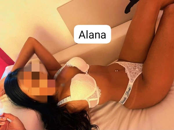ELEGANTE , FOGOSA E IMPLICADA NUEVA EN LA ZONA !! 631503932.