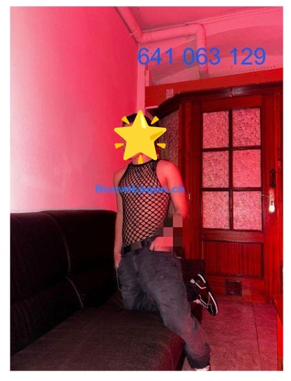 NOVEDAD jovencito latino en Figueres